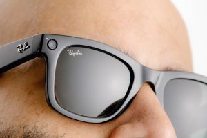 Facebook smart glasses